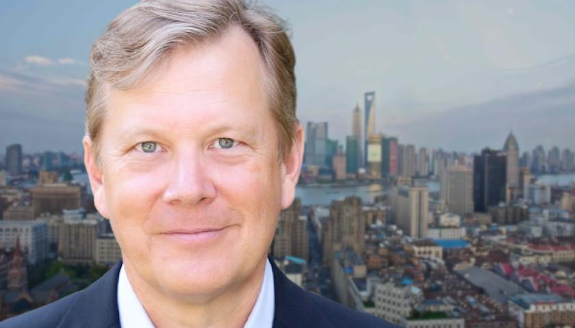 Author Peter Schweizer Reveals the Reason Why American Leaders Refuse to Push Back on China